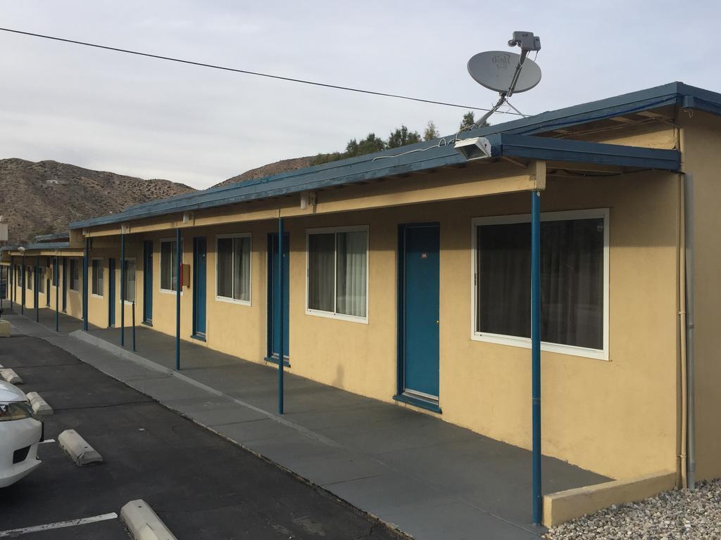 Sands Motel Yucca Valley Exterior photo